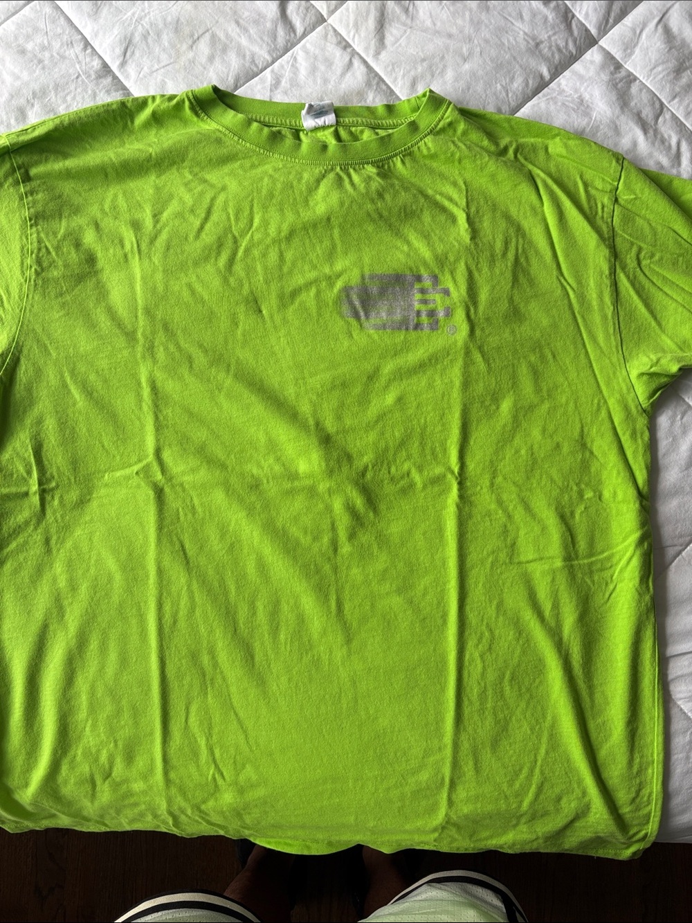 Men’s Eric Emanuel neon green tee size xl
